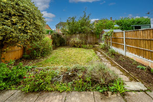 GARDEN- click for photo gallery